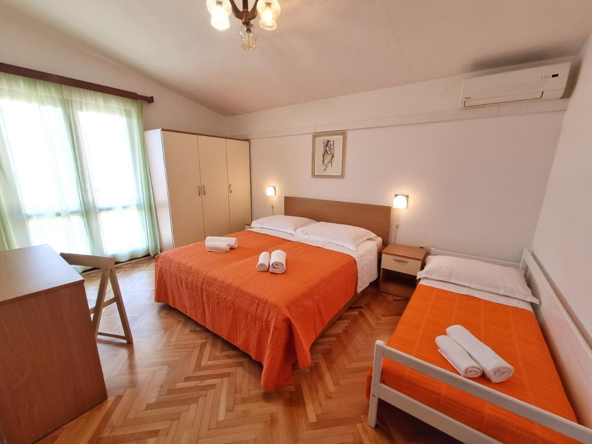 Apartmani Dalija Tucepi Exterior photo