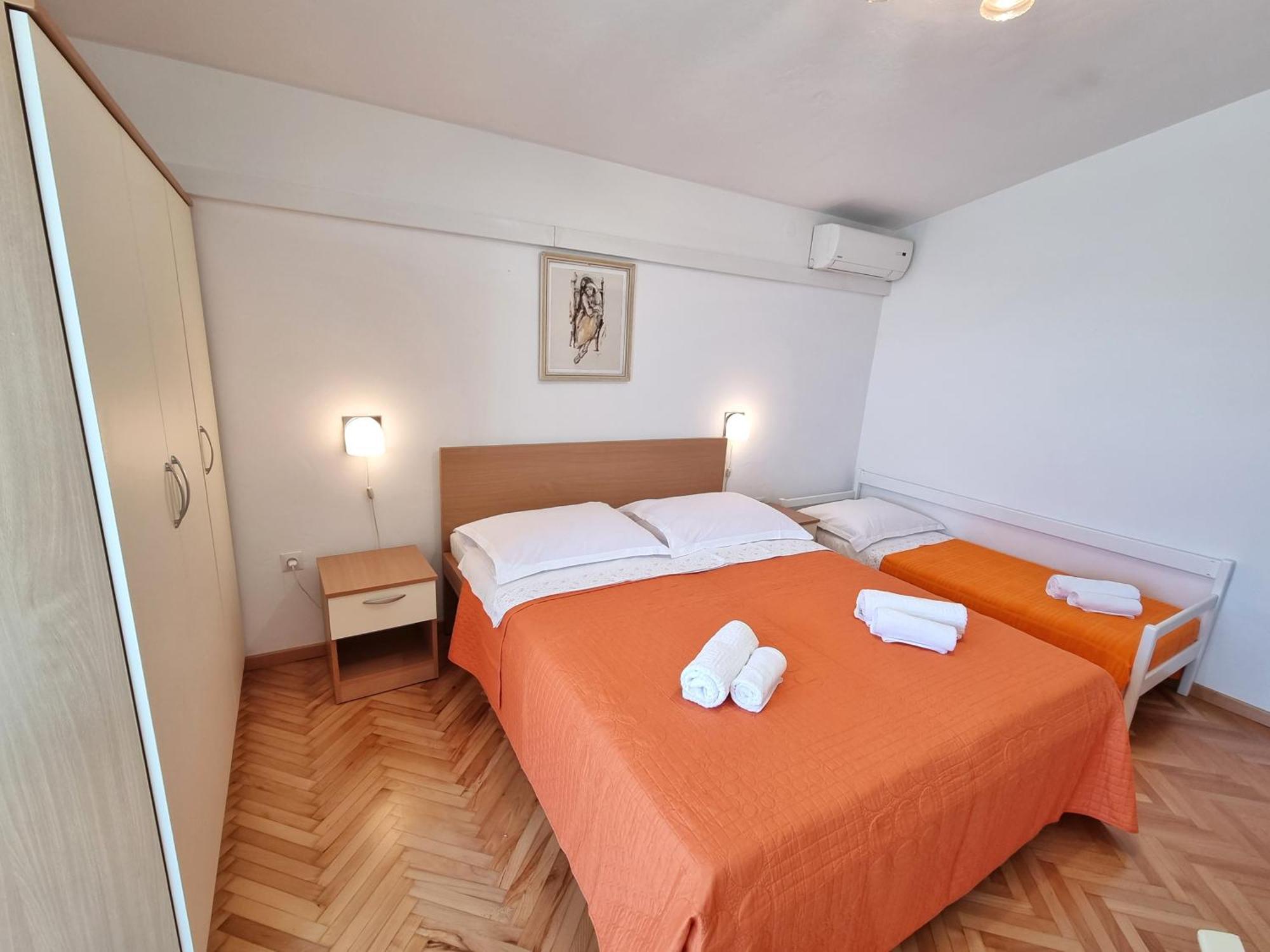Apartmani Dalija Tucepi Exterior photo