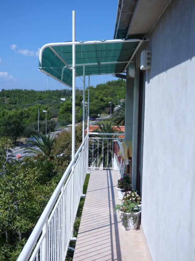Apartmani Dalija Tucepi Exterior photo