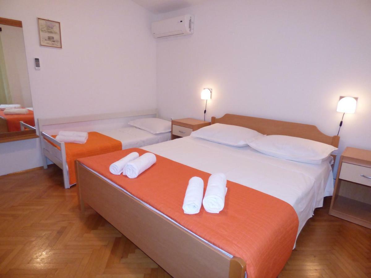 Apartmani Dalija Tucepi Exterior photo